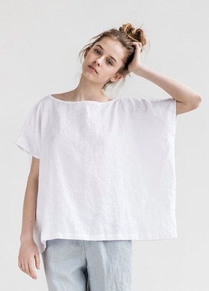 Boxy and Beautiful! An easy adjustment to the Eureka shirt pattern from The Sewing Workshop. Not Perfect Linen, Diy Vetement, Pinterest Fashion, Linen Top, Linen Clothes, Sewing Clothes, Shirt Pattern, Sewing Inspiration, Dressmaking