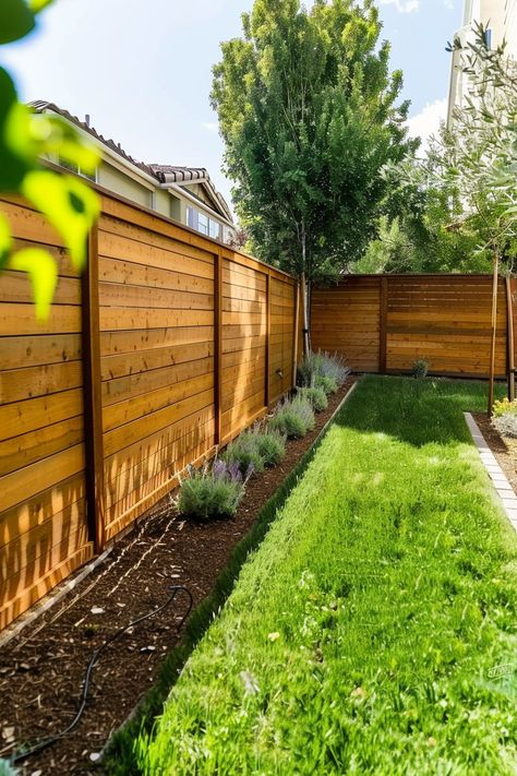 Backyard Fence Ideas: Privacy and Style - Quiet Minimal Horizontal Privacy Fence, Fence Ideas Privacy, Backyard Fence Ideas Privacy, Backyard Privacy Fence, Backyard Fence Ideas, Driveway Fence, Fence Screens, Yard Privacy, Fence Screen