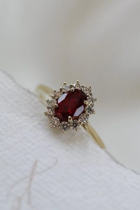 Red Ruby Wedding Ring, Oval Ruby Engagement Ring, Engagement Rings Halo, Red Engagement Ring, Nice Rings, Nontraditional Engagement Rings, Ruby Wedding Rings, Pretty Engagement Rings, Victorian Engagement Rings