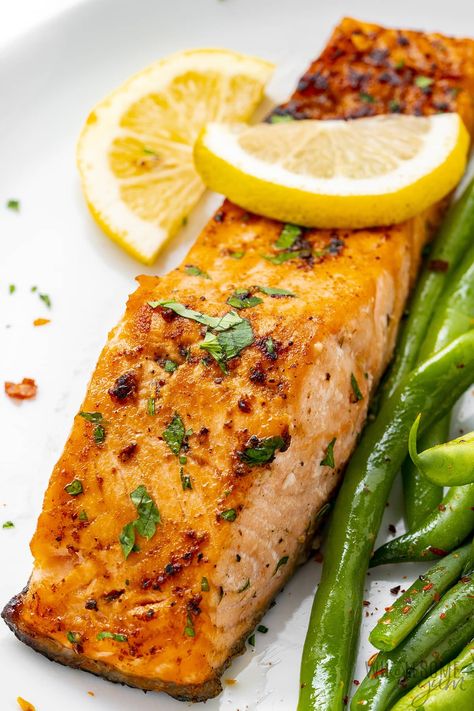 Broiled Salmon Recipes Healthy, Salmon Recipes Broiled, Broiled Salmon Recipes Oven, Salmon With Skin Recipes, Salmon Crispy Skin, Sockeye Salmon Recipes, Salmon Steak Recipes, Broiled Salmon Recipes, Salmon Recipes Oven