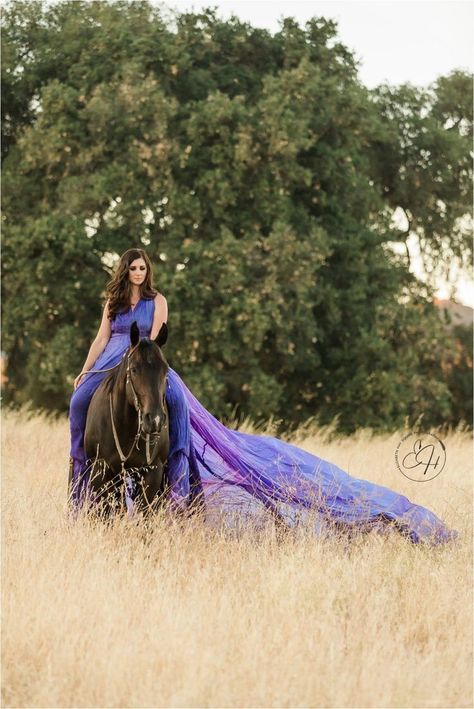 Long Dress Horse Photography, Dress And Horse Photoshoot, Black Horse Photoshoot, Fantasy Horse Photoshoot, Horse Senior Pictures Dress, Horse And Dress Photography, Horse Photoshoot Ideas Dress, Dress Horse Photoshoot, Fall Horse Photoshoot