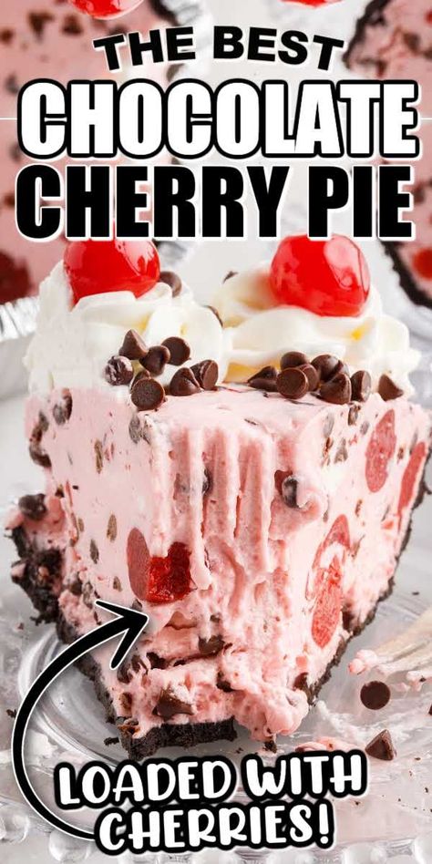 This scrumptious chocolate cherry pie will awaken your palate with its luscious combination of whipped cream, cream cheese, and cherry filling, all nestled atop a decadent chocolate crust. Cherry Chocolate Pie, Cherry Ice Cream Pie, Cherry Cheesecake Pie, Cherry Cream Cheese Pie, Chocolate Cherry Pie, Chocolate Pie Crust, Fresh Fruit Desserts, Chocolate Chip Pie, Baking Holiday