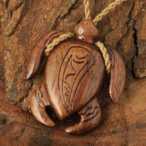 Merry Christmas In Hawaiian, Hawaiian Heirloom Jewelry, Hawaiian Turtle, Wood Turtle, Wood Jewelery, Guardian Spirit, Cool Pokemon Wallpapers, Hawaii Jewelry, Heirloom Jewelry