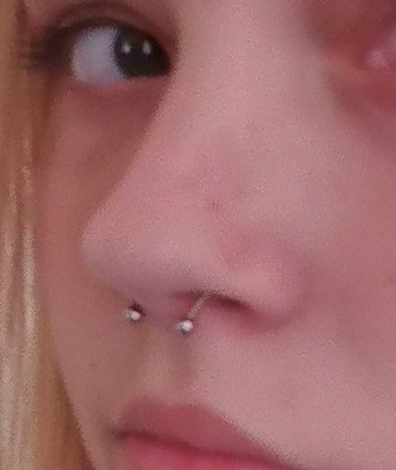 Septum Piercing Girl, Two Nose Piercings, Shape Aesthetic, Septum Nose Piercing, Piercing Girl, Septum Nose Rings, Nose Shapes, Types Of Makeup, Body Jewelry Piercing