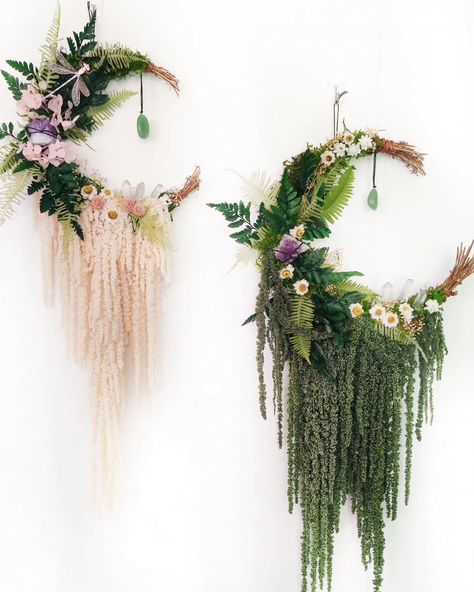 💚🌸🌜🌿PINK or GREEN? Enchanted MOON Wreaths for your sacred space. 💕 JUsT LisTEd!!!🌜Share with someone who would love these! Available Now!!! Three brand new earthy & enchanted wreaths featuring all real dried and preserved flowers, crystals and greenery. 💚💚💚💗💗💗 . ... .. .. . . . . . . ..#goddess #hedgewitch #earthmagic #earthwitch #witchy #witchywoman #witchyhome #homedecor #magicalhome #naturelover #driedflowerartist #crystalwreaths #crystalwreath #wreathmaker #artistsoninstagram #whimsical... Crescent Moon Wreath Diy, Moon Wreaths, Rituals Witchcraft, Dried Flowers Diy, Magical Home, Witchy Crafts, Hedge Witch, Wreath Maker, Preserved Flowers