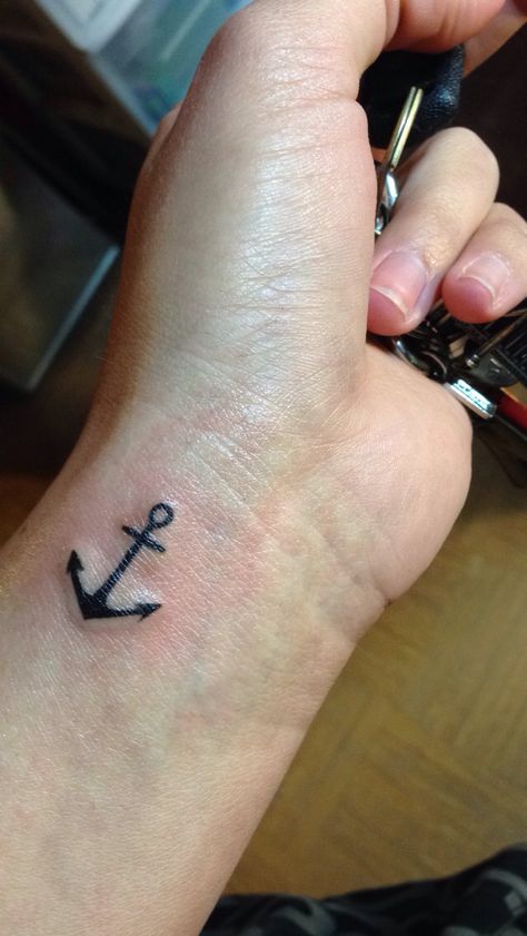 Travel Tattoos For Women, Small Travel Tattoos, Tiny Anchor Tattoo, Watercolor Bike, Anchor Tattoo Wrist, Small Anchor Tattoos, Travel Tattoo Ideas, Moon Globe, Anker Tattoo