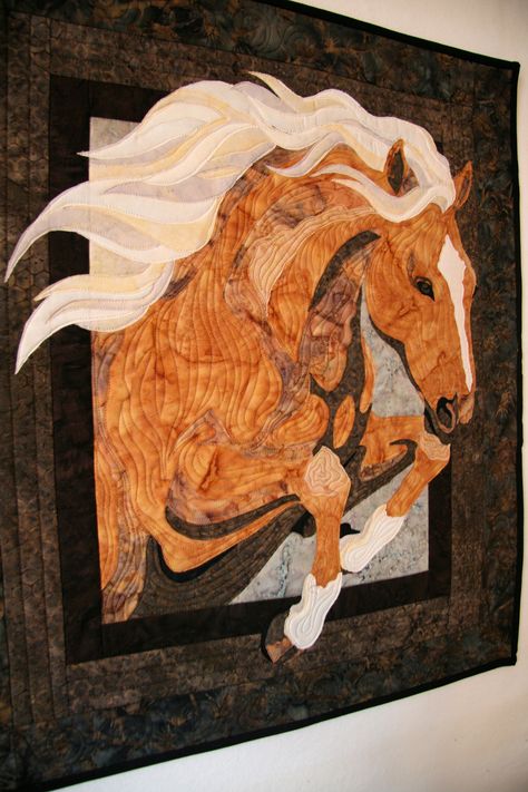 Western Quilts, Horse Quilt, 3d Quilts, Quilt Modernen, Horse Crafts, Landscape Quilts, Picture Quilts, Animal Quilts, Barn Quilts