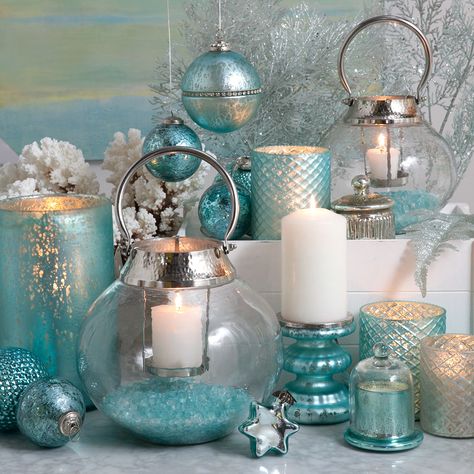 Aqua Christmas decorations. Turquoise Christmas Decor, Teal Christmas Decorations, Aqua Christmas, Luxurious Christmas, Teal Christmas, Turquoise Christmas, Coastal Christmas Decor, Silver Christmas Decorations, Beachy Christmas