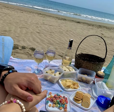 Picnic Couple Ideas, Ideas Para Picnic En Pareja, Ideas En Pareja, Picnic Romantico, Dinner Date Aesthetic, Playa Ideas, Ideas Aniversario, Picnic Date, Sweet Pic