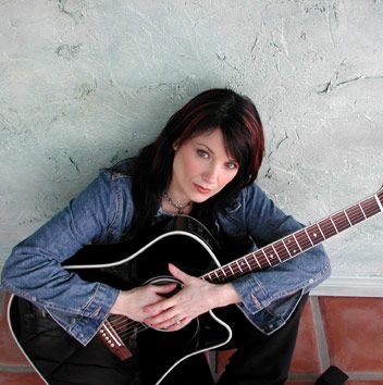 Meredith Brooks Lilith Fair, Meredith Brooks, Sarah Mclachlan, Corvallis Oregon, Best Guitar Players, Learn To Play Guitar, Female Musicians, Guitar Players, Play Guitar