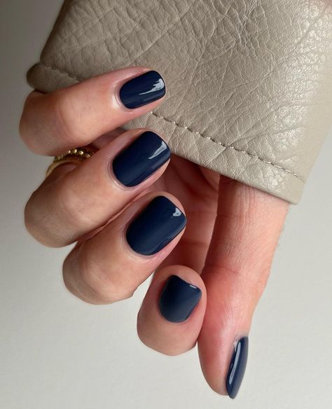 Moody Blue Nails, Indigo Blue Nails, Deep Blue Nails, Midnight Blue Nails, Midnight Kisses, Nagellack Trends, Indigo Nails, Prom 2024, Shade Of Blue