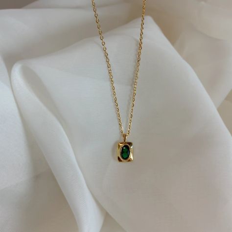 THE GOOD STUFF ∙ Waterproof 18K Carat Gold / Pure 925 Silver ∙ 45cm adjustable length Necklace∙ 4mm Sustainably produced Emerald∙ Perfect for Layering ∙ Gift Box packaging∙ Nickel-free, Hypoallergenic∙ Sustainably produced∙ Carbon neutral free shipping THE DESIGN An Emerald Pendant - the May Birthstone Emerald Green, the dominant color of nature; and the birthstone for May. One of the...#Sparkling #for #Tidiness #and #Jewelry #Tips #Care #Your #Jewelry #Keeping #World #Cleaning #Gemstone #Art Gold Necklace With Green Stone, Modern Gold Necklace, Emerald Gold Necklace, Gold Necklace With Pendant, Gemstones Necklaces, Good Necklace, Ancient Kings, Gold Gemstone Necklace, Gold Necklace Pendant