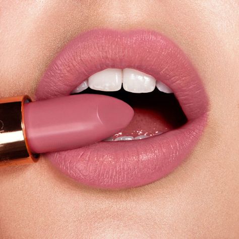 Rose Pink Lipstick, Subtle Lip Color, Pink Lipstick Shades, Light Pink Lips, Pink Lip Color, Lip Shades, Creamy Lipstick, Batons Matte, Pink Lip Gloss