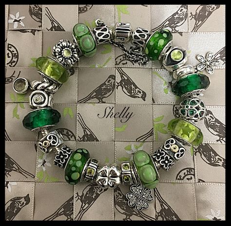 Green Charm Bracelet, Green Metal Charm Bracelet Gift, Cheap Handmade Green Charm Bracelet, Pandora Bracelet Green Theme, Green Pandora Bracelet, Green Pandora Charms, Pandora Green, Pandora Murano, Pandora Bracelet Charms Ideas