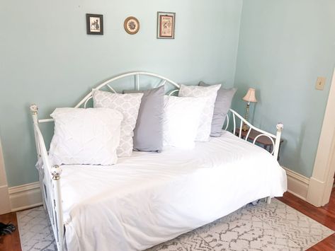 White Iron Daybed, Iron Daybed Room Ideas, Daybed Room Ideas, Light Blue Room, Iron Daybed, Light Blue Rooms, Daybed Room, Pictures Frames, Comfy Pillows