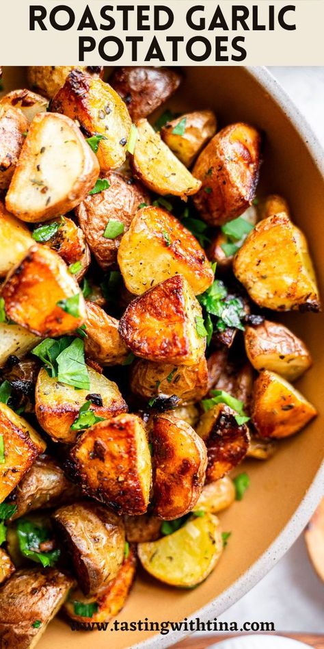 Whether you're serving these alongside a juicy steak, a tender roast chicken, or even a vegetarian main, these roasted garlic potatoes are a delicious side dish. They complement a wide variety of meals and are a great go-to option for any occasion. Tri Tip Meals Sides, Side Dish For Tri Tip Dinner, Healthy Steak Sides, Tri Tip Dinner Side Dishes, Sides For Tri Tip Dinner, Tri Tip Sides Dishes, Tri Tip Sides, Tri Tip Side Dishes, Best Side Dishes For Steak