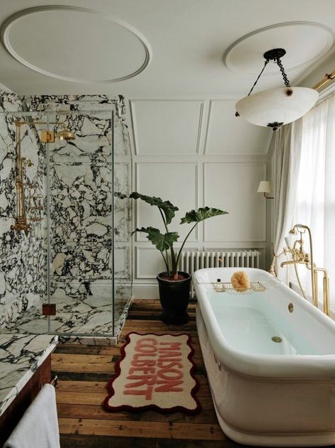 Vogue Bathroom, Buchanan Studio, Eclectic Bathroom, Bad Inspiration, Unique Interior Design, Dream House Interior, Dream House Decor, Beautiful Bathrooms, House Inspo