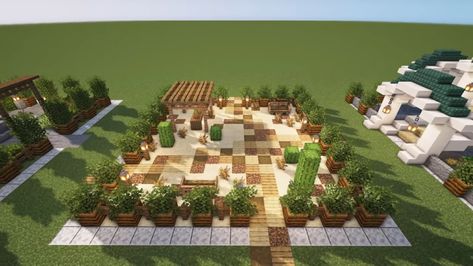 Minecraft Garden Ideas, Garden Minecraft, Minecraft Desert, Tall Potted Plants, Desert Biome, Minecraft Garden, Castle Garden, Desert Garden, Charming Garden