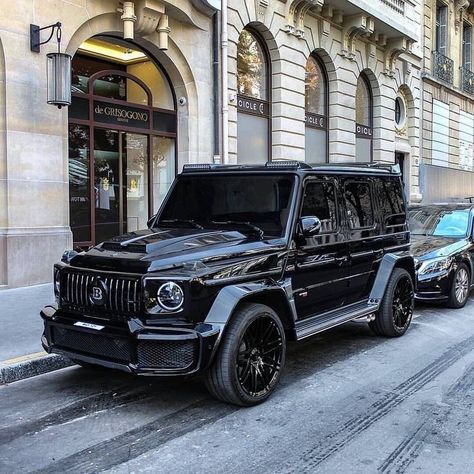 Black G Wagon, Mercedes Brabus, Tmax Yamaha, Luxury Cars Audi, مرسيدس بنز, Dream Cars Mercedes, Mercedes G Wagon, Luxury Car Interior, Benz G Class