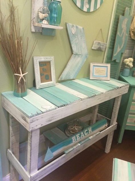 Distressed Console Table, Coastal Style Decor, Beach House Accessories, Koti Diy, Deco Marine, Coastal Style Decorating, Beach Furniture, Beach Interior, Beach Room