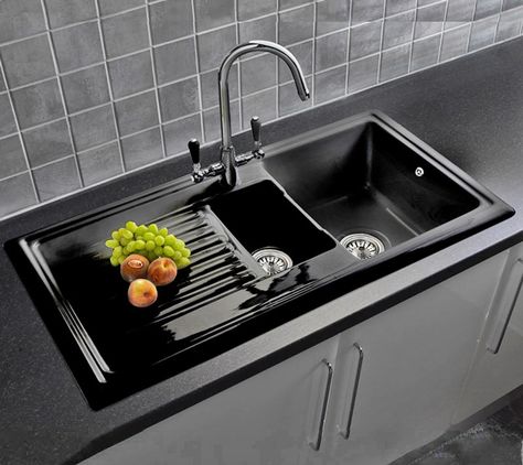 Reginox RL401CB Black Ceramic 1.5 Bowl Kitchen Sink With FREE Reginox BROOKLYN Tap Kitchens 2020, Ceramic Kitchen Sinks, Black Kitchen Sink, Kitchen Sink Design, Black Sink, Ceramic Sinks, Double Bowl Kitchen Sink, Farmhouse Sink Kitchen, Sink Design