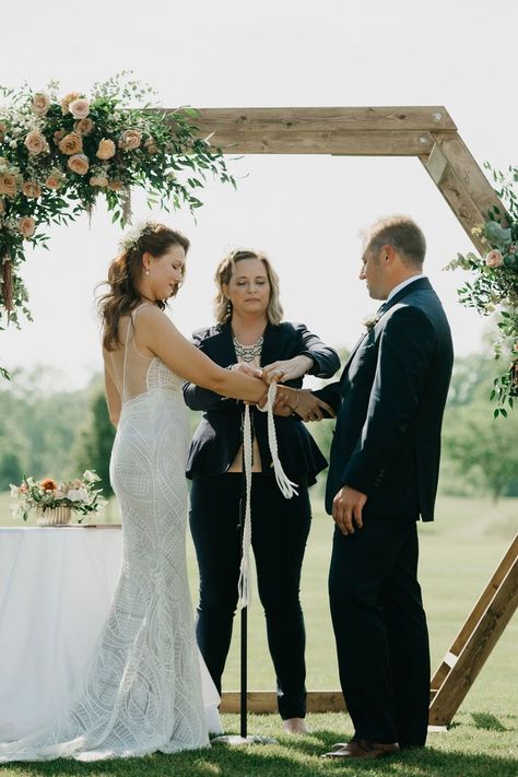 Celtic Handfasting Cord in gold and ivory being used in a ceremony. Tie The Knot Rope Wedding, Hand Tie Wedding Ceremony, Irish Knot Tying Ceremony, Wedding Rope Braid Ceremony, Celtic Knot Wedding Ceremony, Wiccan Wedding, Photography Checklist, Irish Wedding Traditions, Handfasting Ceremony