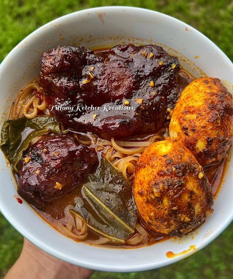 Oxtail ramen 🔥 - Tiffany Ketcher Kreations Jamaican Food, Ramen Recipes, Jamaican Recipes, Beef Recipes For Dinner, Meal Prep Recipes, Prep Recipes, Recipes For Dinner, Arsenal, Beef Recipes