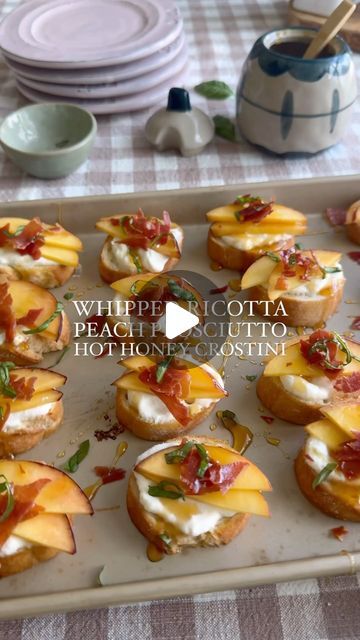 Mandi Hickman on Instagram: "Whipped ricotta, crispy prosciutto + peach crostini with hot honey 🍑🍯 yall loved this flavor combo on the flatbread so I figured I’d make a bite size crostini version🤤
Comment CROSTINI to get the recipe sent to your inbox
.
.
.
.
#peach #hothoney #ricotta #crostini #summerrecipes #easyrecipe #easyapps" Sweet Crostini, Appy Recipes, Bite Size Brunch, Prosciutto Peach, Peach Crostini, Peaches Cream Cheese, Ricotta Crostini, Summer Appetizers, Crispy Prosciutto