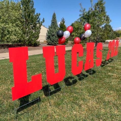 Graduation Yard Letters | CraftCuts.com Graduation Party Decor Ideas, Graduation Bbq, Graduation Guest Book, Graduation Party Signs, Backyard Graduation Party, Trunk Party, Senior Graduation Party, Party Decor Ideas, Graduation Yard Signs