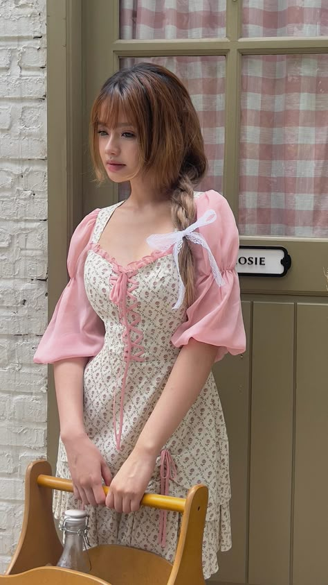 Shojo Girl, Outfits Dr, Coquette Princess, Shoujo Girl, Haircut Inspo, Modest Outfit, Mori Kei, Crochet Top Pattern, Fashion Icon