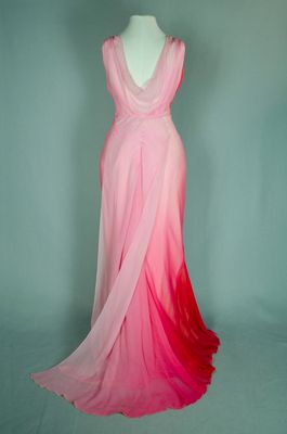 Ombre Gown, Historic Clothing, Ombre Dress, Indian Gowns Dresses, Pink Gowns, Engagement Outfits, Floor Length Skirt, Fantasy Dress, Sheer Chiffon