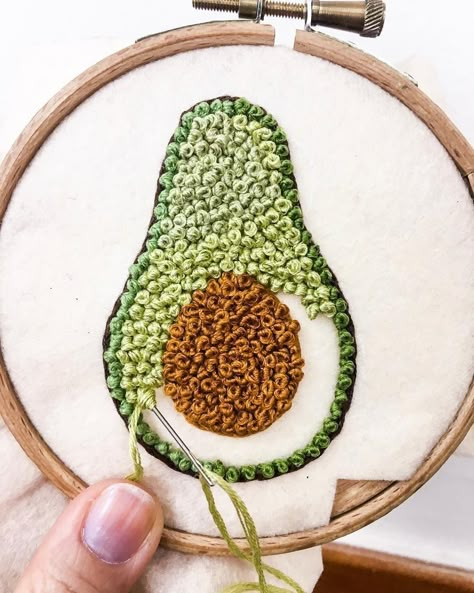 Avocado Embroidery, Projek Menjahit, French Knot Embroidery, Embroidery Stitches Tutorial, Hand Embroidery Projects, Pola Sulam, Embroidery Patterns Vintage, Needlework Embroidery, Embroidery Flowers Pattern