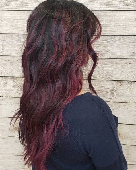 Burgundy Money Piece Hair, Hair Colors Balayage, Purple Hair Color Highlights, Purple Red Hair, Purple Red Hair Color, Highlights Purple, Red Purple Hair, Burgundy Hair Dye, Purple Hair Highlights