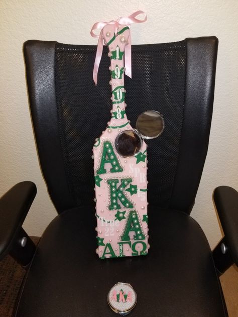 #AKA #AKA1908 #GreekPaddle #StefZCreativeTingZ Aka Paddle Ideas, Greek Paddle Ideas, Aka Mirror, Alpha Kappa Alpha Paddles, Aka Aesthetic, Aka Paddle, Sorority Photoshoot, Aka Sorority Gifts, Greek Paddles