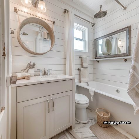 Coastal Bathroom Trends and Ideas for 2024 - The Ultimate Guide Beach Bathroom Ideas Coastal Style Bath, Modern Beach Bathroom, Coastal Guest Bathroom, Bathroom Tan, Small Coastal Bathroom Ideas, Beach House Decor Bathroom, Small Coastal Bathroom, Coastal Farmhouse Bathroom, Modern Coastal Bathroom