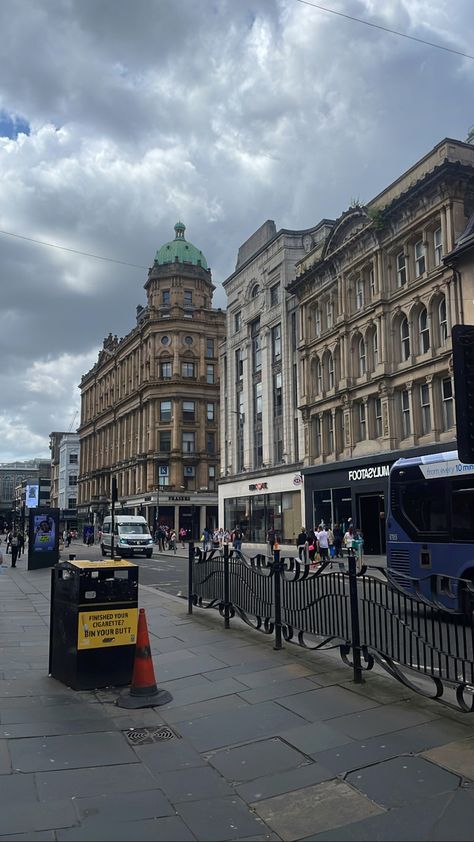 Glasgow Scotland Aesthetic, Glasgow Aesthetic, Glasgow Shopping, Scottish Lifestyle, Cardiff Uni, Grey November, Scotland Aesthetic, Glasgow University, Pictures Of Beautiful Places