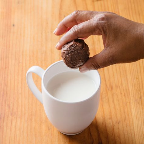 Cocoa powder is good for many things, but when it comes to hot chocolate, there’s no substitute for honest-to-goodness chocolate. Hot Chocolate Balls, Cooks Country, Cooks Country Recipes, Caramel Chocolate Bar, Hot Chocolate Bomb, Cookie Toppings, Chocolate Balls, Caramel Tart, Country Magazine