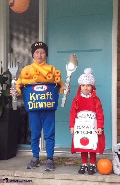 Ketchup Halloween Costume Diy, Ketchup Halloween Costume, Diy Ketchup Costume, Ketchup Costume Diy, Kraft Dinner Costume, Ketchup Costume, Halloween Fun Facts, Cheese Costume, Costumes Homemade