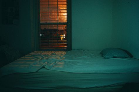 Motel Room, A Little Life, Dark Room, Writing Inspiration, Blinds, Apartment, Tumblr, Bedroom, The Originals