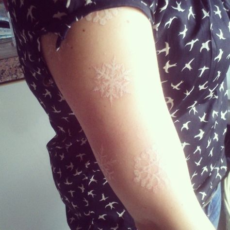 Ink Simple Tree Tattoo, Snowflake Tattoo, Tattoo White, Snow Flake Tattoo, Tattoo Tree, White Tattoos, Special Tattoos, Mermaid Tattoos, Music Tattoos