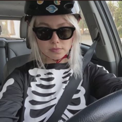 Phoebe Bridgers, Skeleton, A Woman, Hair, White