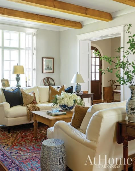 Take Your Time - At Home in Arkansas Nancy Meyers, Traditional Living, Traditional Living Room, Cottage House, Design Del Prodotto, Traditional Home, Room Style, Family Rooms, House Goals