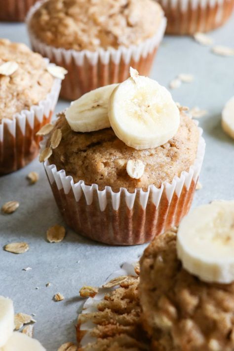 Oats Muffins, Banana Oat Muffins Healthy, Banana Muffins Easy, Healthy Cupcakes, Peanut Butter Banana Muffins, Banana Oat Muffins, Banana Oat, Oat Muffins, Recipe Girl