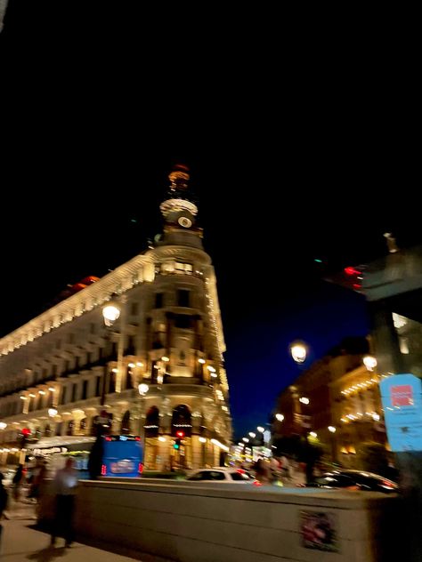 Gran Via, Madrid at night. City lights. Hermés store. Madrid At Night, Madrid Spain Aesthetic, Madrid Chueca, Madrid Aesthetic, Blur Picture, Perugia Italy, Spain Aesthetic, Madrid City, Night Scenery