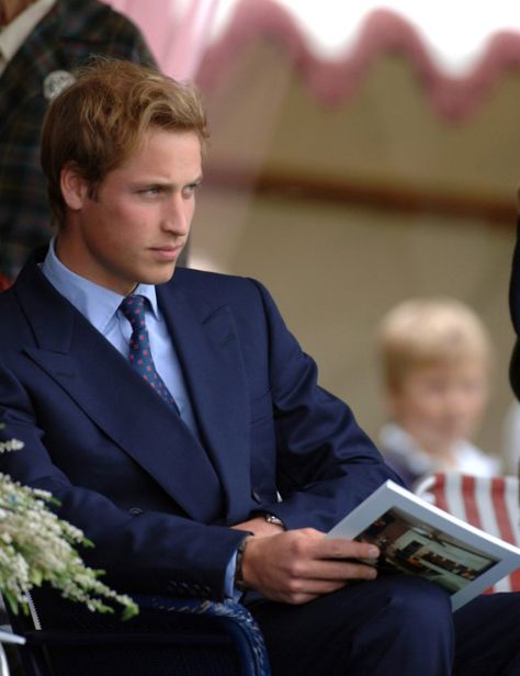 Oh Come on who hasn't fantasized about being with his royal sexiness William Windsor, Prins William, Photos Of Prince, Prins Harry, Principe William, Royal Family England, Prince William And Harry, Principe Harry, Royal Prince