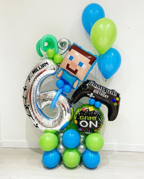 Party Planner Business, Minecraft Balloons, Minecraft Birthday Decorations, Minecraft Party Decorations, Diy Birthday Banner, Its A Boy Balloons, Video Games Birthday, Minecraft Birthday Party, Minecraft Cake