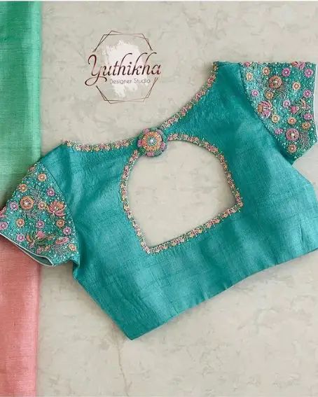 Plain Blouse Designs, Blue Blouse Designs, Silk Saree Blouse Designs Patterns, Lace Blouse Design, Netted Blouse Designs, Lace Blouses, Latest Bridal Blouse Designs, Blouse Designs Catalogue, Latest Blouse Designs Pattern