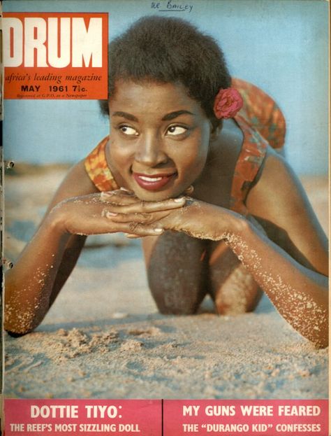 Portraits of Beautiful Black Women Featured on the Drum Magazine Covers From the 1950s and 1960sPortraits of Beautiful Black Women Featured on the Drum Magazine Covers From the 1950s and 1960s Vintage Black Magazines, 1960s Magazine Covers, Life Magazine Covers Vintage, Vintage Life Magazine Covers, Drum Magazine, African Life, African Drum, Bad Memories, Ebony Magazine 1960s