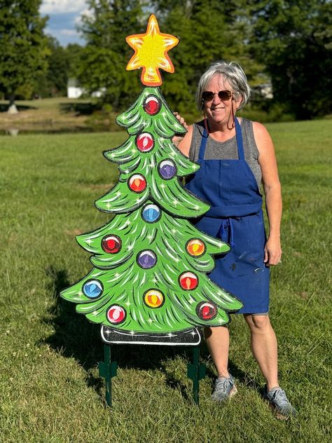 Christmas Yard Art Christmas Tree Outdoor Decor - Etsy Christmas Cut Outs Wooden Yard Art, Outdoor Christmas Cutouts Wood Patterns, Christmas Wood Yard Art, Plywood Christmas Yard Decorations, Diy Christmas Yard Art, Tree Outdoor Decor, Christmas Tree Yard Decorations, Wooden Christmas Yard Decorations, Wooden Yard Decorations