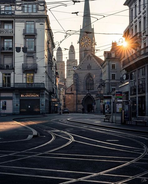 Zurich Apartment, Switzerland City, Runner Outfit, Zurich City, Runners Outfit, Switzerland Cities, Swiss Luxury, Living In Europe, Luxury Aesthetic